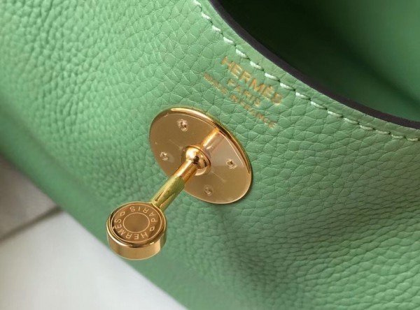 Replica Hermes Lindy 26cm Bag In Vert Amande Clemence Leather GHW