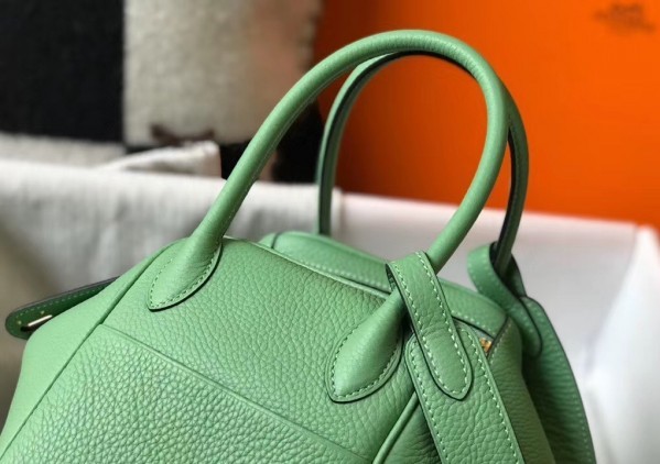 Replica Hermes Lindy 26cm Bag In Vert Amande Clemence Leather GHW