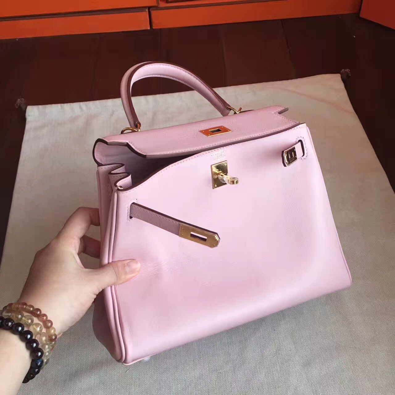 Hermes Kelly Rose Dragee Pink 28cm