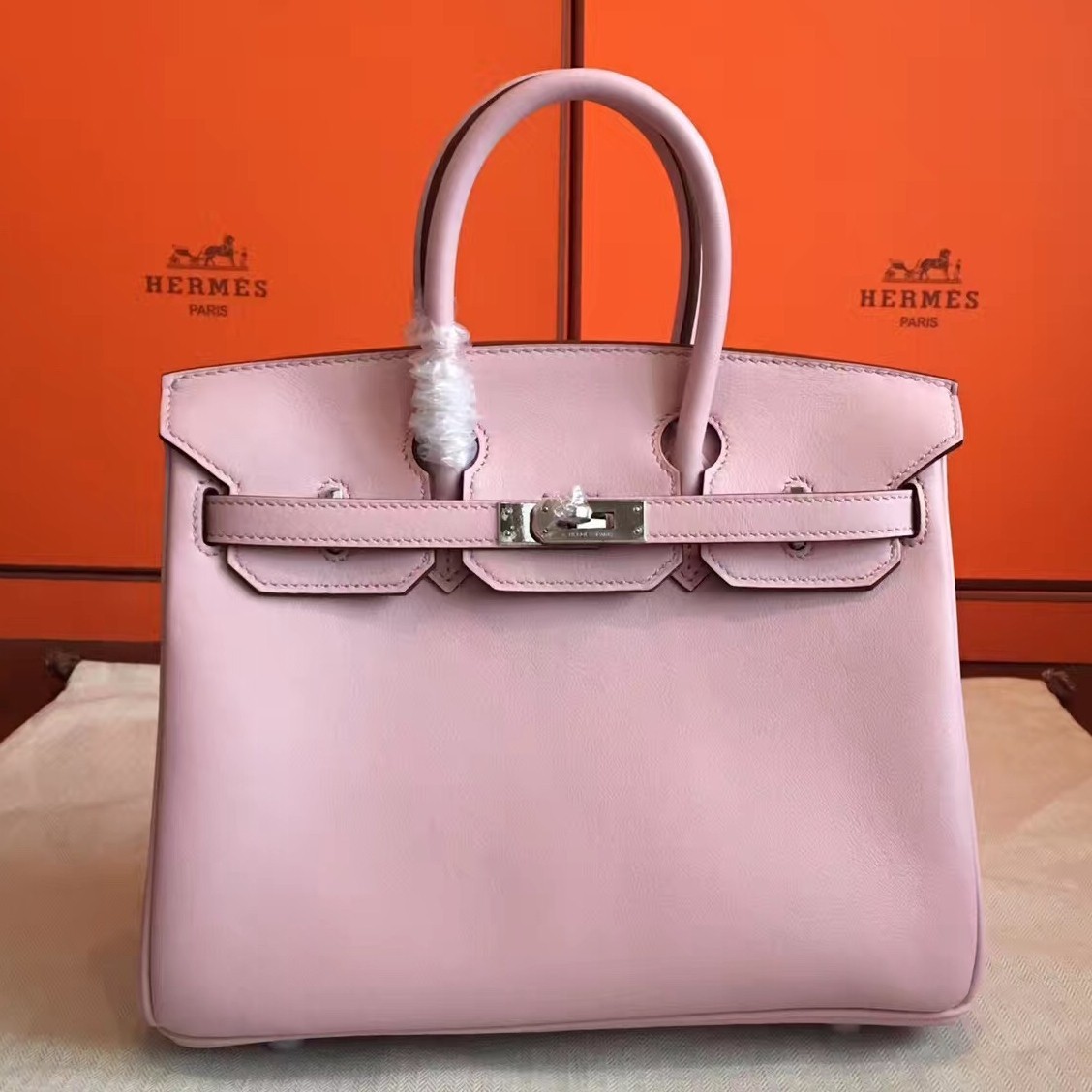 Replica Hermes Mini Lindy Handmade Bag In Rose Sakura Ostrich Leather