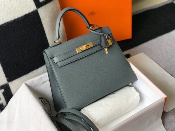 Hermès Kelly 28 Vert Amande Epsom with Gold Hardware - Bags - Kabinet Privé