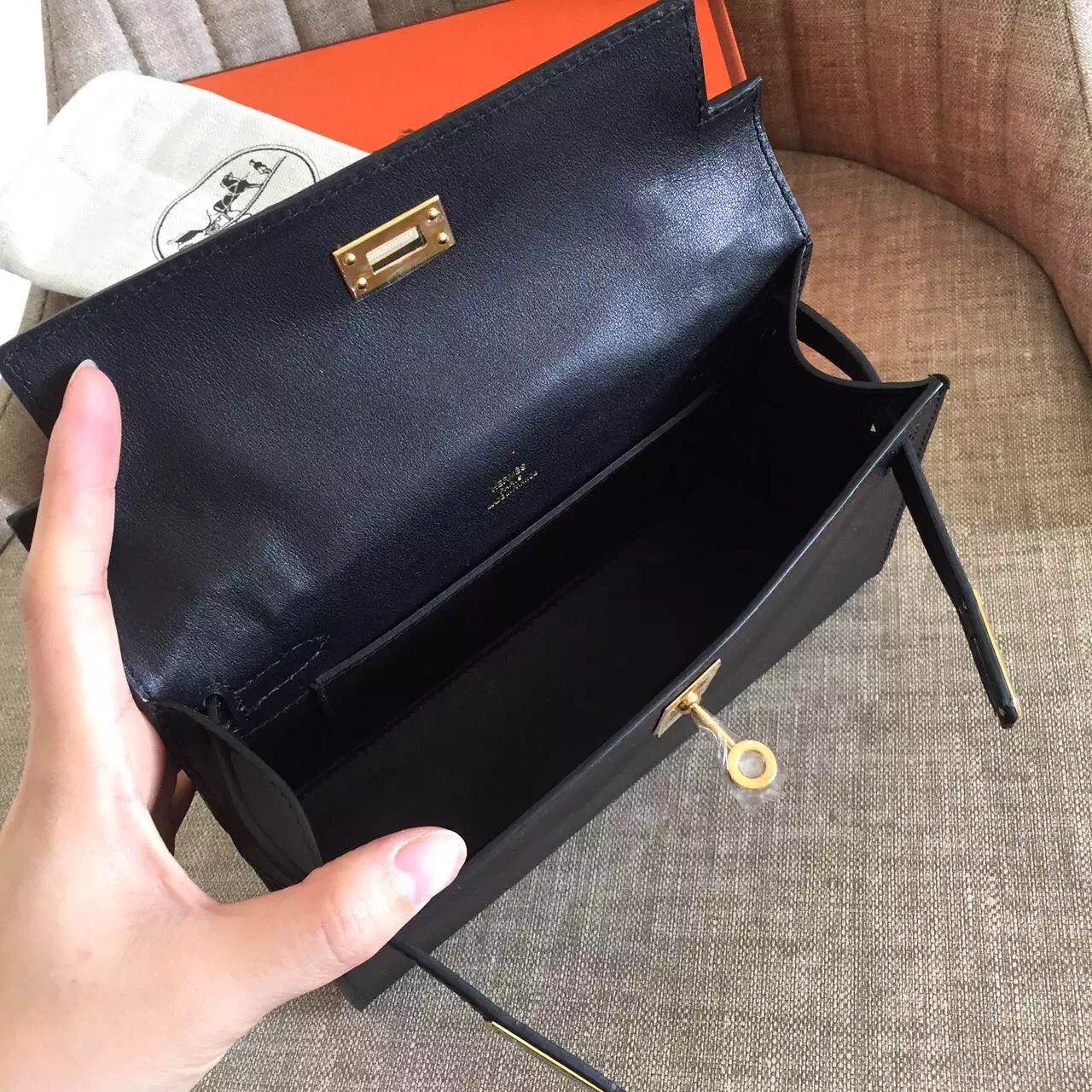 Replica Hermes Kelly Pochette Handmade Bag In Nata Swift Calfskin