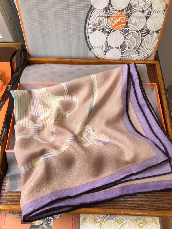 Knockoff Hermes Nude Cavalcadour Morning Shawl Cm Qy Hermes Scarves