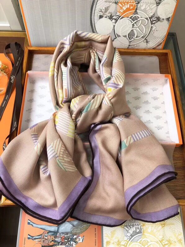 Knockoff Hermes Nude Cavalcadour Morning Shawl Cm Qy Hermes Scarves