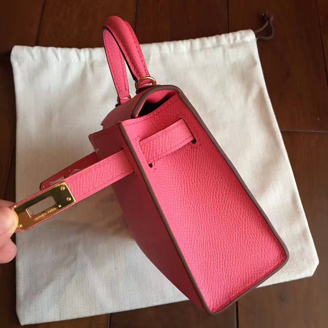 Hermès Kelly II 20 cm Mini Veau Epsom Rose Pink Extreme GHW Bag - Chelsea  Vintage Couture