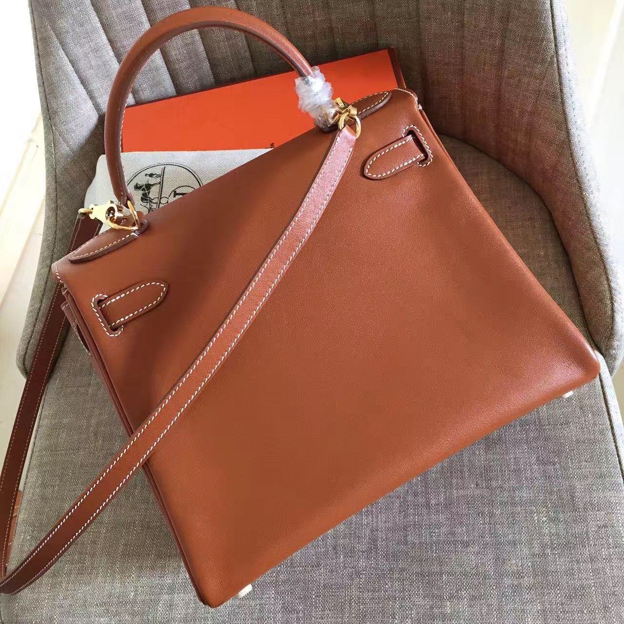 Hermès Kelly 32 II Retourne Gold Swift