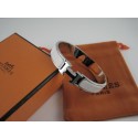 Knockoff Hermes White Enamel Clic H Bracelet Narrow Width (12mm) In Silver QY00988