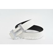 Hermes Reversible Belt White/Black Classics H Togo Calfskin With 18k Silver With Logo Buckle QY00435