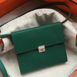 Hermes Green Clic 16 Wallet With Strap QY02157