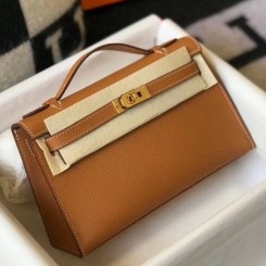 Hermes Kelly Pochette Bag In Gold Epsom Leather QY00518