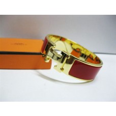 Hermes Red Enamel Clic H Bracelet Narrow Width (18mm) In Gold QY00516