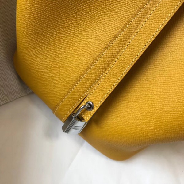 Hermes Yellow Picotin Lock 22 Bag With Braided Handles QY00093 | Hermes ...